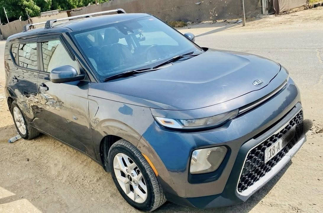 السلام عليكم صول موديل ٢٠رقم بابل حادث جاملغ امامي ايمن وبنيد بدون دواخل السعر ١٤٥مكان الحله ***********
