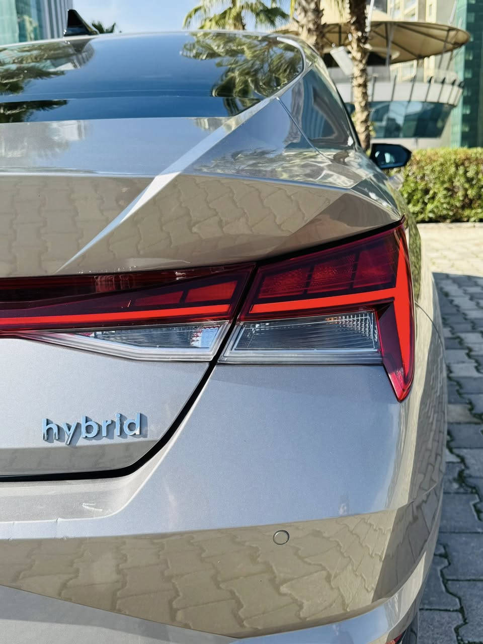 Hyundai Elantra hybrid limited 2023
سعر 162بيها مجال
مواصفات
رقم أربيل باسمى
حادثهة جاملغ جهة عكس سايق  ويا ربع الباب  صبغ بدون ايرباك بدون دواخل
ماشيه 18 الف ميل 
شاشة الكترونية 
داخلية ليد
بصمه تشغيل + تشغيل عن بعد + بصمه أبواب
فتحه سلايد 
لدات عدسة امامي خلفي بلادية
كشن جلد تدفئه 
رادارت امامي وخلفي وجانبي
حساس خلفي 
كرسي كهرباء كامل خزن
تحديد مسار 
اوتو هولد
هاند بريك بصمه
ثلاث انظمه قياده 
شحن لاسلكي 
سستم صوت  bose
اشاير مري
دخول ذكي وترحيب
وجنطه ذكيه 
رقم شاصي

KMHLN4AJ6PU090234
للاستفسار
***********
مكان أربيل
