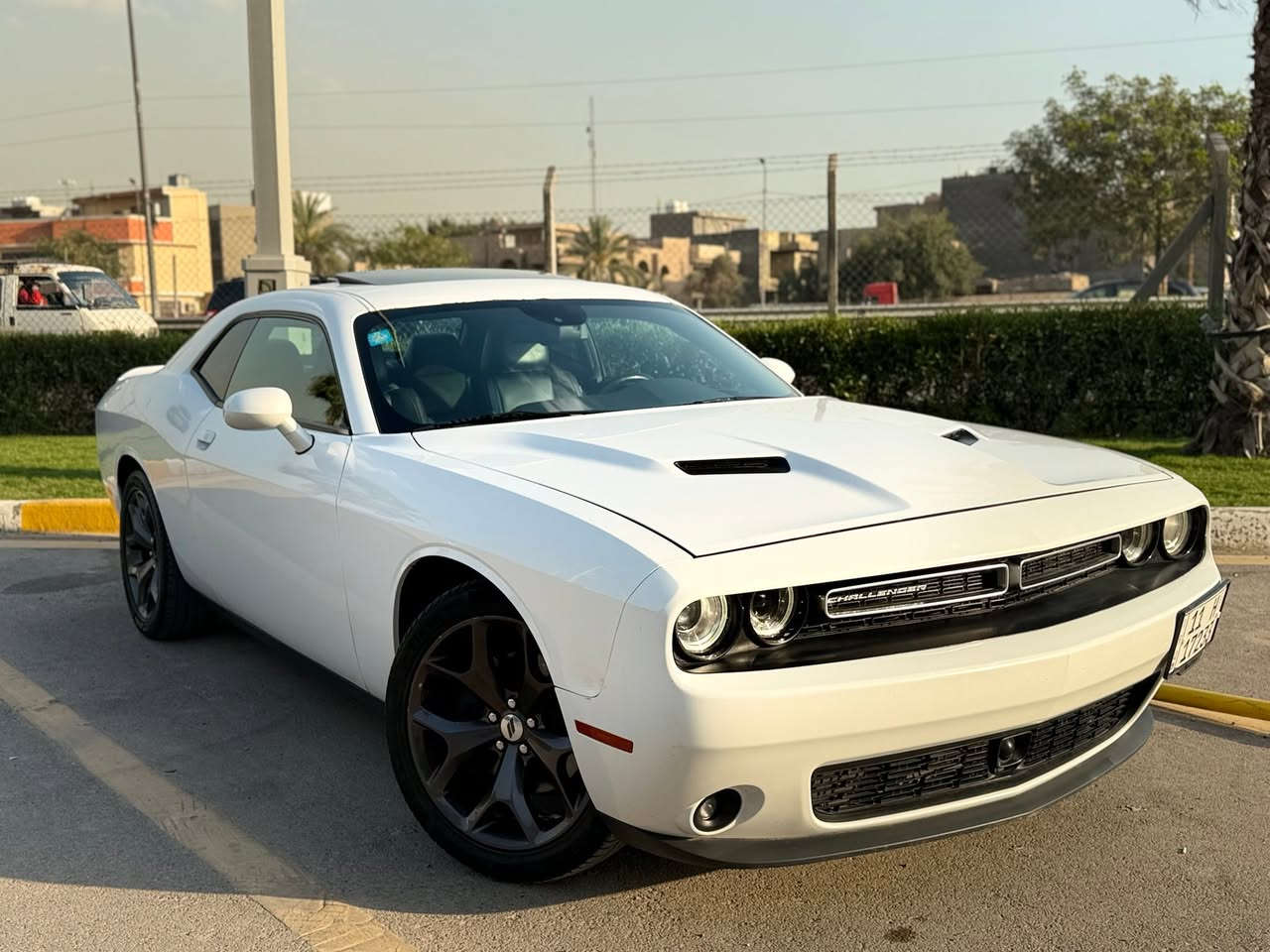 جالنجر للبيع 2018 فول 1/1 v6  حادث خفيف موجود بل صور مكاني بغداد السعر 185$
رقم واتساب ***********
رقم خط ***********

