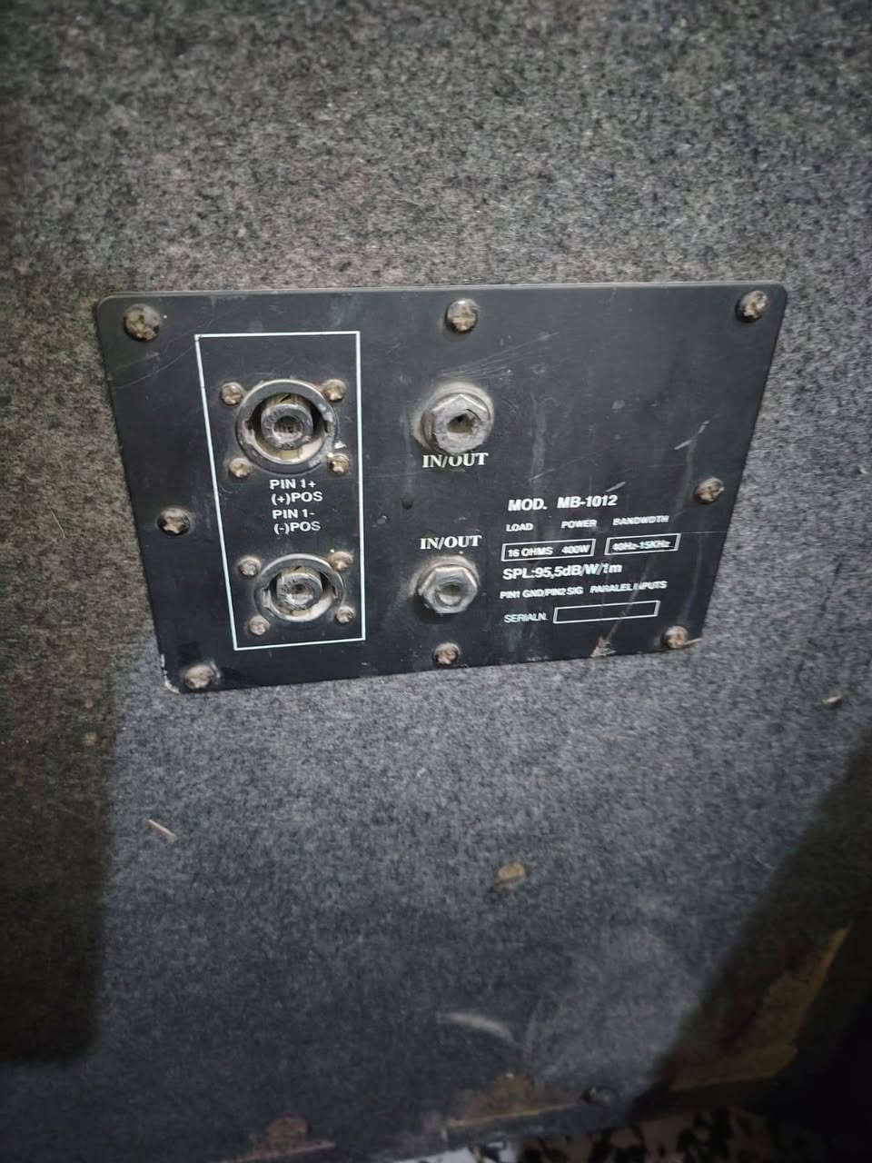 السلام عليكم
منضومة صوتية للبيع
مكسر مونتيربو السعر 375
سماعات زوجين لبتين سعر الزوج 300
مكان البصرة شط العرب
للاستفسار ***********
