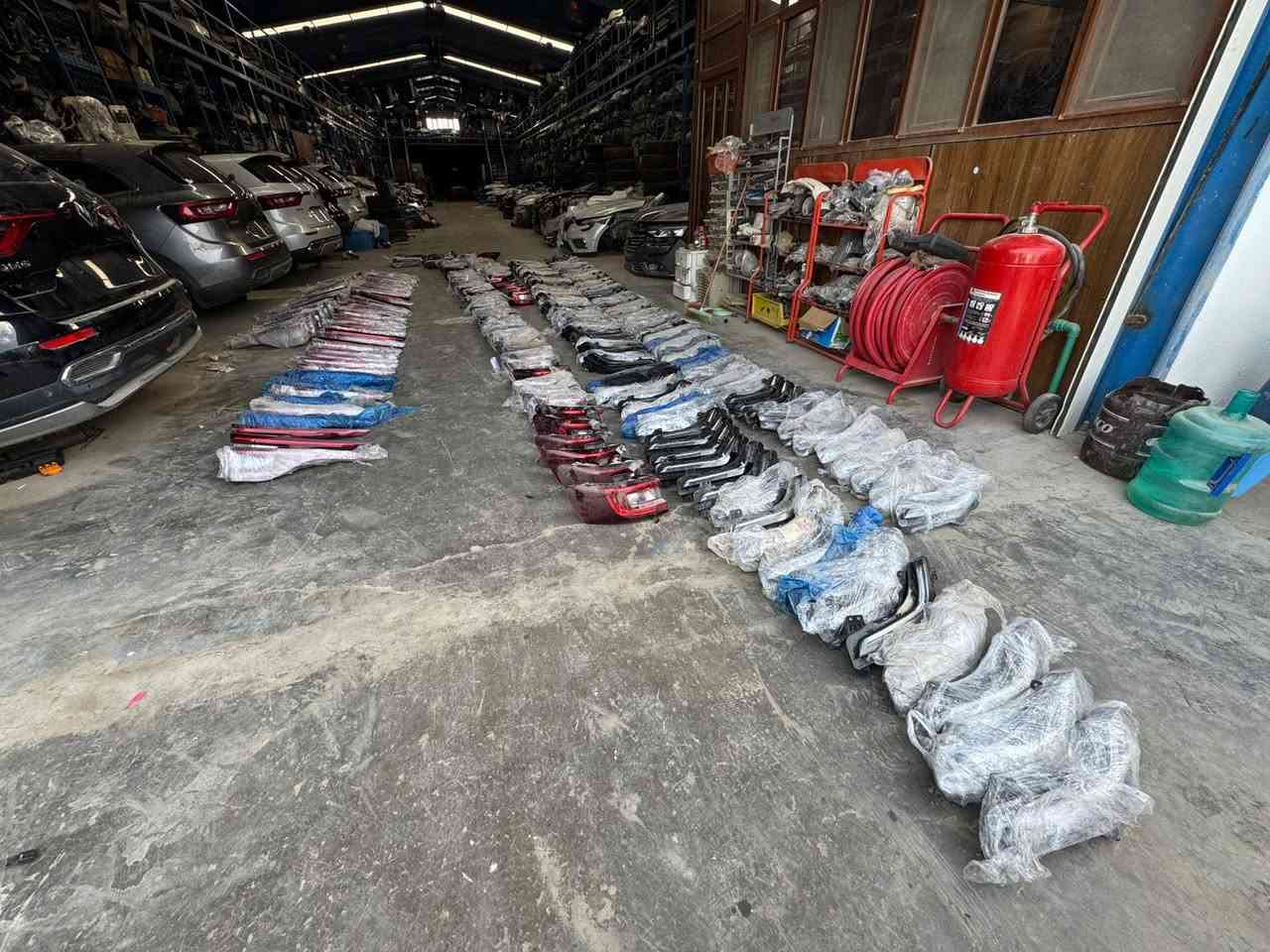 ✅مجمع وائل البديري ✅
يوجد غراض رينو كوليوس تالسمان 
📞***********📞***********
يوجد خدمات توصيل 🚚
