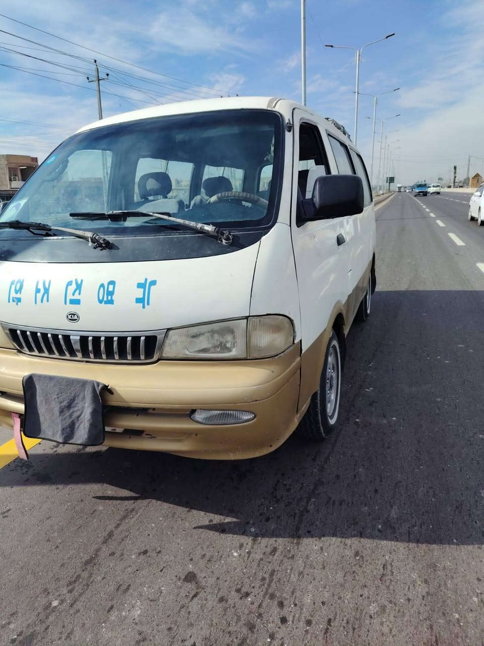 سلام عليكم 
كيا بريجو موديل 97 سياحي رقم بغداد مشروع وطني مكينه 3000 سوبر مكينه وكير واكسن مكفولات وبم جديد مصبوغه احزام السعر 57وبيه مجال السياره بسمي 
بيع او مراوس 
مكاني النجف 
***********
