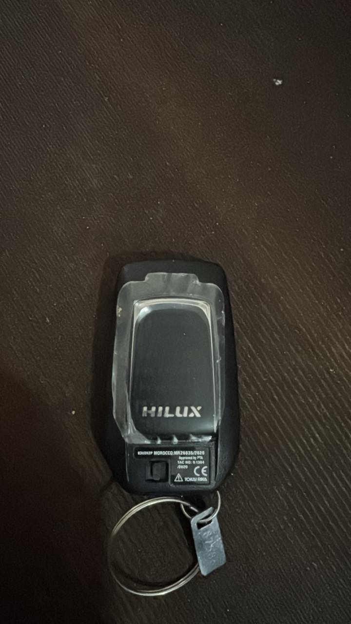 سلام عليكم بصمات عدد2بيكم هايلوكس موديل 2022والثانيه شانجان موديل 2024 للبيع الاستفسار اتصل ***********
