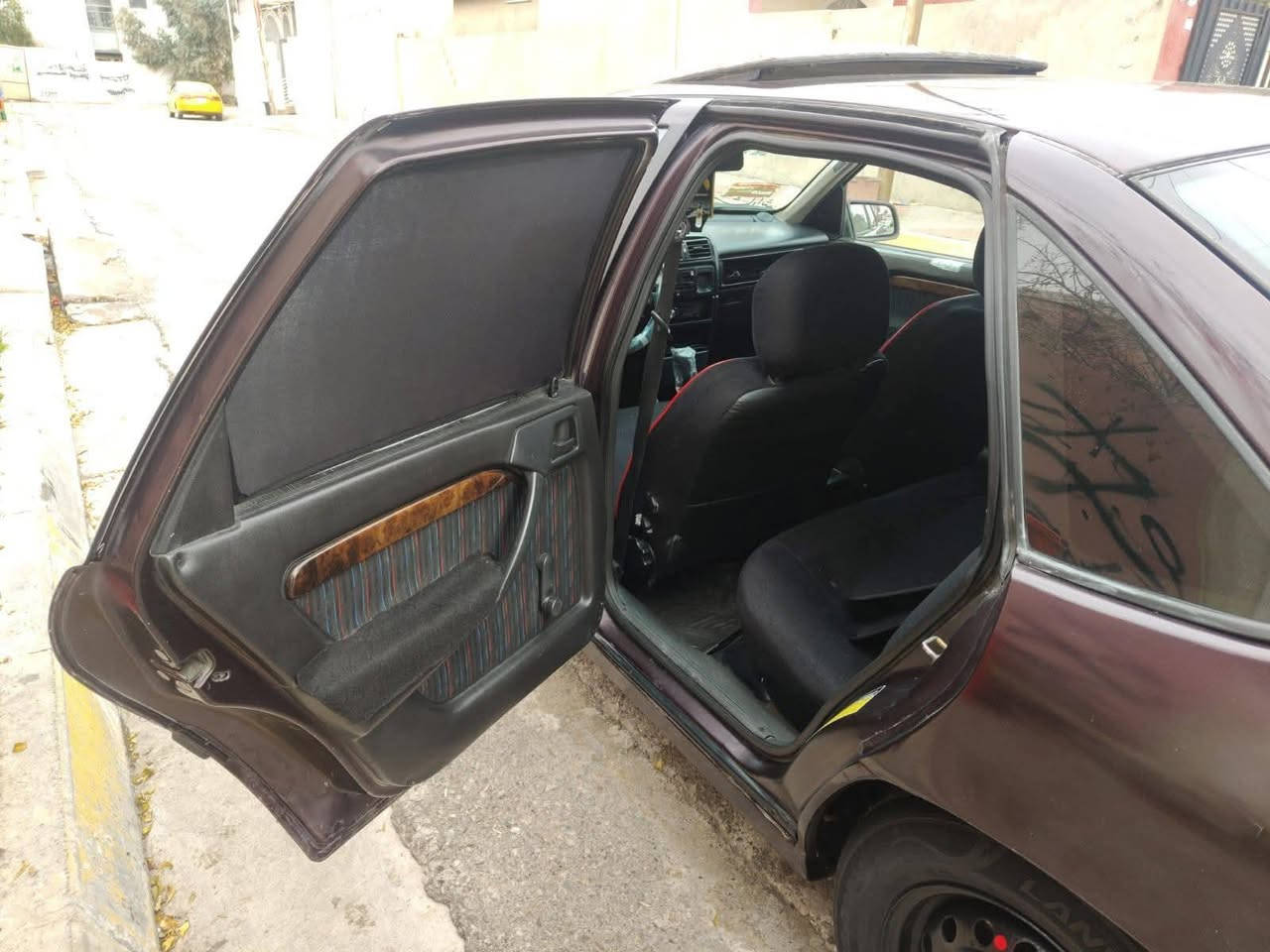 اوبل فكترا مديل١٩٩٣
حجم 20 اوتماتيك

رقم سليمانيه هزه جديده سنويه ٢٠٣٠

مكينه كير بشرط

جام كهربائي سلايد كهربائي

حداده دبلات صدر امامي كله بشرط كهربائيات كله شغاله
سياره مابيهه اي نقص 

اربع بيبان صاج كشنات جدد

بيهه ضربه بلجملغ الخلفي بدون دواخل

مكان السياره البصره

السعر 46 وبيهه مجال بسيط

هاتف:  ***********
