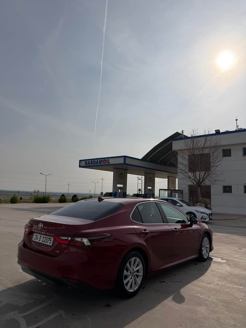 TOYOTA CAMRY  LE 2022 
             
المسافه المقطوعه :- 87km
بدون ارباك 
مواصفات السيارة :- LE  
كامره
تحكم سرعه 
تحكم مسجل 
رادار امامي   
قتع و نص صبغ 
السعر 180 وبيها مجال 
شراي اتصل 
*********** اكر, نينوى
