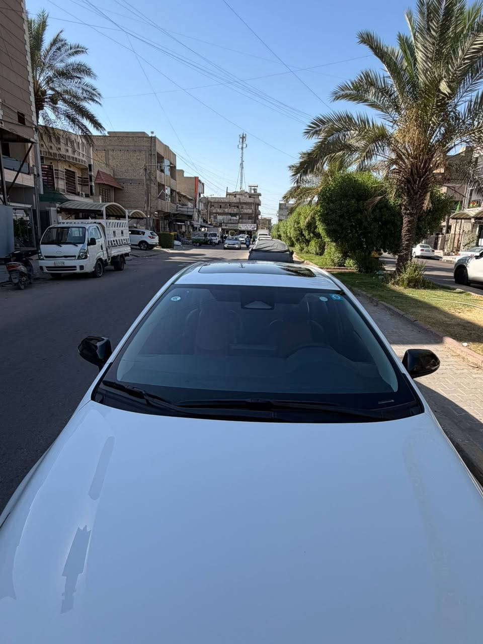 تيوتا كورلا هايبرد  شكل الامريكي (Sبلاك ادشن )   HEV موديل 2025  مقاعد جلد احمر ماشيه 20 الف عله وضع الشركه 
سلايد روف كشنات جلد شاشة تدعم كار بلي مود درايف تبريد قطعتين خلفي وامامي منافذ تايب سي اشاير بالمري ومعروفة مواصفاتهة مكانها بغداد الكرخ ***********
