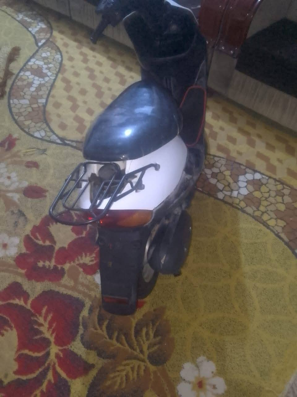 دراجه بيجي 9 ازروف نضيفه + دبلات شغاله +  كهربائيات شغاله + هندر وسلف تشتغل مكاني سدة الهنديه سعر 300 وببهه مجال
***********
دراجه بيجي 9 ازروف نضيفه + دبلات شغاله +  كهربائيات شغاله + هندر وسلف تشتغل مكاني سدة الهنديه سعر 300 وببهه مجال
