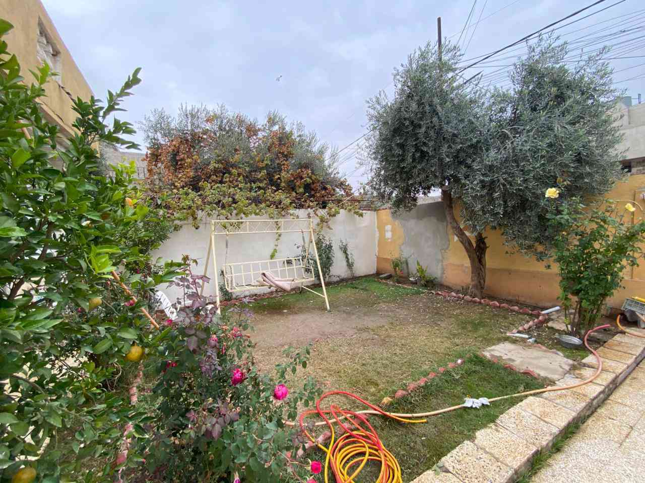 دار للبيع رشيديه قطاع السادس مساحه 200كاشي سيراميك الاستفسار ***********
