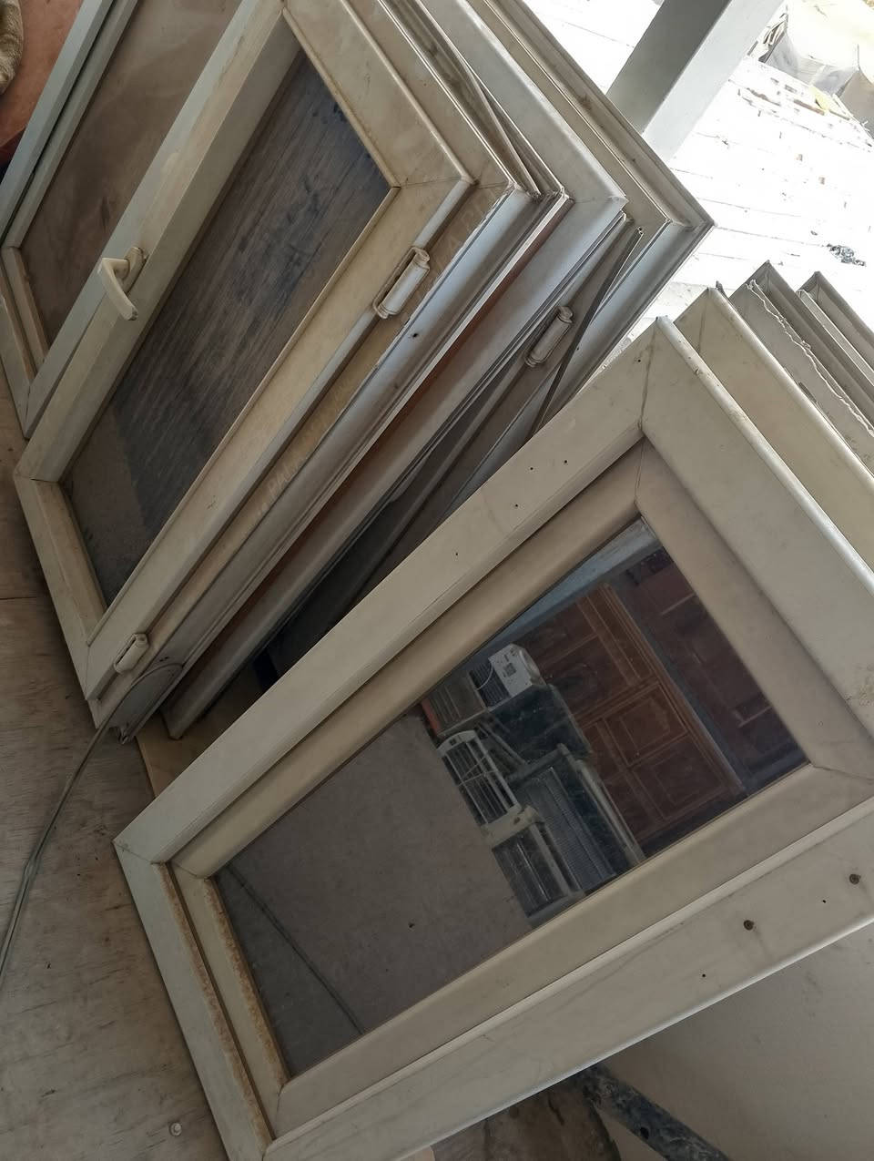 السلام عليكم
غراض مستخدمه للبيع 

الاسعار ع الصور 
توصيل موجود 
اي استفسار خاص 

مكان مسيب 

***********
