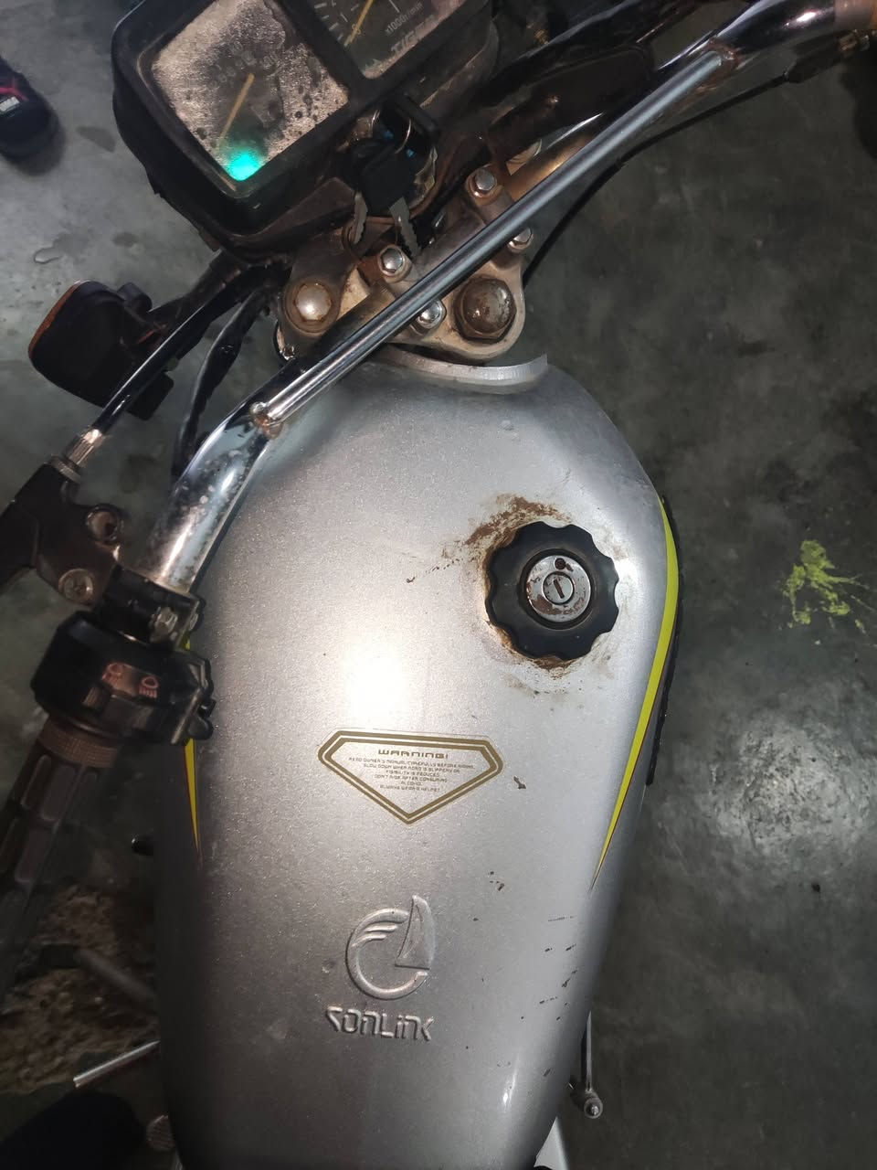 اسلام عليكم
سيفان21كلو شرط محرك ما شاءالله 
نضافه فوول سلف لايت كله شغاله ملاحضه الويل الوره المكينه بيه ملعب و تخرط مرات  مراوس ب تايكر و سيفان 20الخااص مفتووح


**إذا كنت صاحب هذا الإعلان وتريد حذفه لأي سبب، رجاءا أرسل رسالة إلى الدعم الفني**