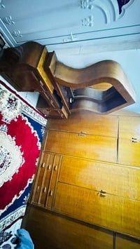 غرفه اخشاب للبيع  تحتاج شوي ترتيب تفصال درجه اولا  السعر 650.000 الف 0...