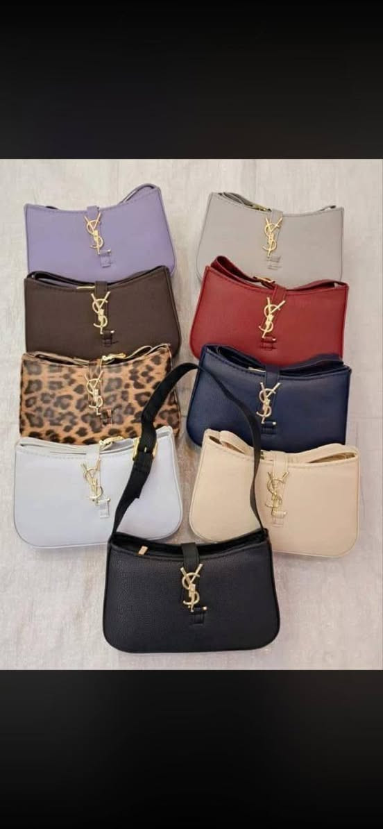 حقائب نسائية كوالتي عالي موديلات تجنن والأسعار مناسبه السعر القطعة 5الاف وأيضا متوفر جمله الأسعار مناسبة متوفر توصيل الجميع محافظات العراق بس 5الاف التواصل معنا ع واتساب ***********
اساعو بالحجز قبل نفاذ كميه محدودة السبب الوضع حدود مسدودة ماكو اي بضاعة اهل البيجات او محلات اخذو قبل العيد
