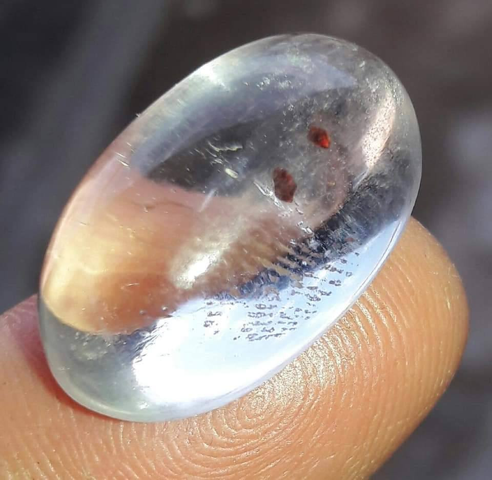 عن بهاء الملة والدين (طاب ثراه) في بعض مصنفاته أن والده الحسين بن عبد الصمد وجد فصاً عقيقاً في مسجد الكوفه مكتوباً عليه.:
أنا درّ من السماء نثروني 
                                يوم تزويج والد السبطين 
كنت أصفى من اللجين بياضاً 
                               صبغتني دماء نحر الحسين .

(زهر الربيع ج2 ص253).


**إذا كنت صاحب هذا الإعلان وتريد حذفه لأي سبب، رجاءا أرسل رسالة إلى الدعم الفني**