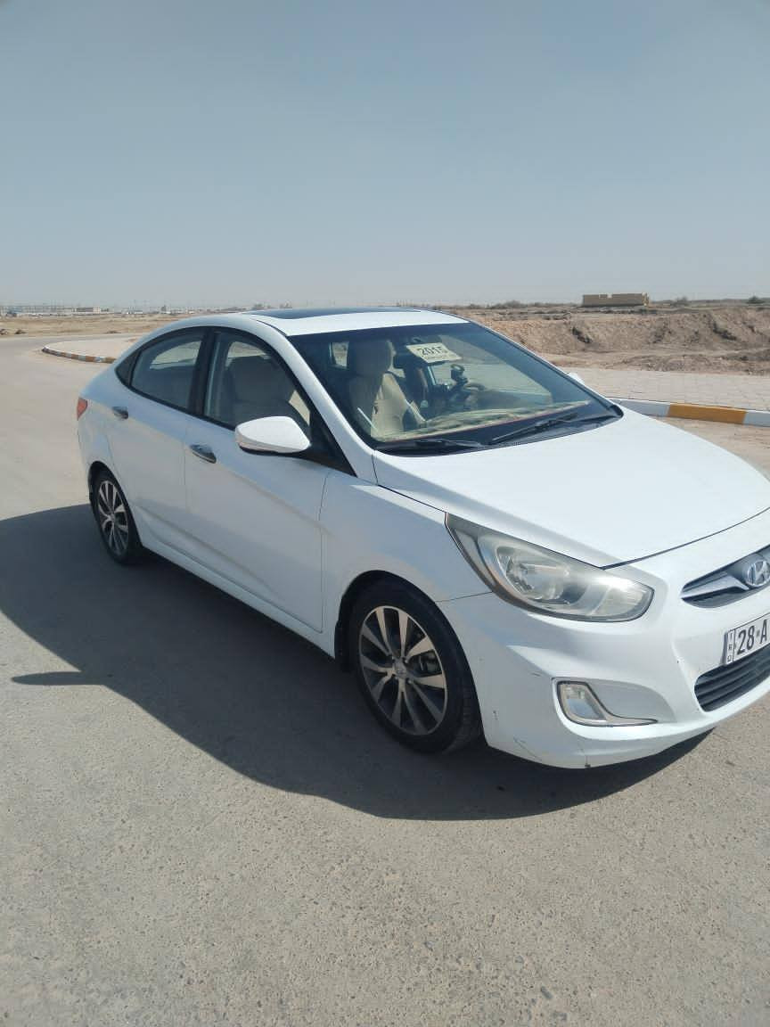 اكسنت خليجي موديل 2015 سنويه لغايه 2027 السياره بأسمي وجاهزه تبريد وكير ومحرك 1600  +فتحه بالسقف (بنوراما) رقم نجف مكانها ديوانيه /غماس. مكفوله السعر 113 وبيها مجال قليل ***********
