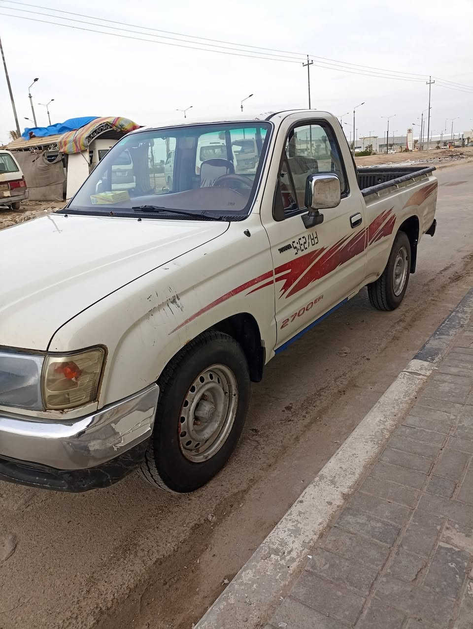 السلام عليكم بيكم جمره 2004 سياره جديده كفاله عامه  تخم تاير حداديه باتري جدد كير محرك ما مفتوح رقم نجف جديد تحويل مباشر السعر 95 مكاني بصره ***********
