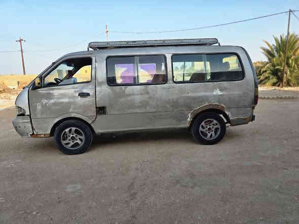 سلام عليكم كيه بريجو رقم بابل الماني حداديه دوشمه كير تايرات جدد كهربائيات شغاله محرك جديد ٣٠٠٠ لاتصال على رقم ***********
