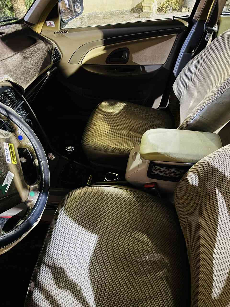 السلام عليكم بيجو لميس 2015
رقم بغداد لوحات انكليزي مكينة فرنسي ادامة كاملة للسيارة تخم تاير جديد كهربائيات كاملة حادث فقط الجاملغ الايمن بدون دواخل  صدر امامي كامل جديد تبريد شغال دوشمة جديدة كاملة ارضيات و كشنات منضومة زنون مصفرهة هيئة وغرامات سنوية لنهاية السنة ...... العنوان /بغداد/الكاظمية 

***********
