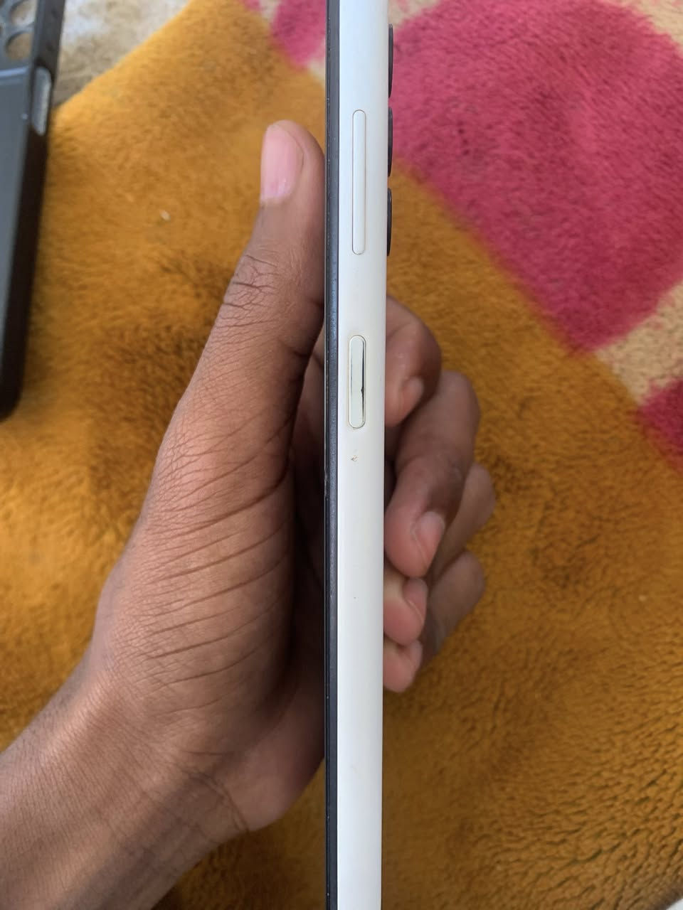 هاتف من نوع سامسونج A13
الذاكرة 64GB
Ram 4
مزالت فقمة النظافة 
للاستفسار والطلب عبر
34 84 48 61


**إذا كنت صاحب هذا الإعلان وتريد حذفه لأي سبب، رجاءا أرسل رسالة إلى الدعم الفني**