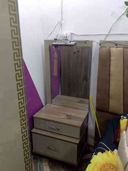 كربلاء غرفه لبيع ست قطع ***********
