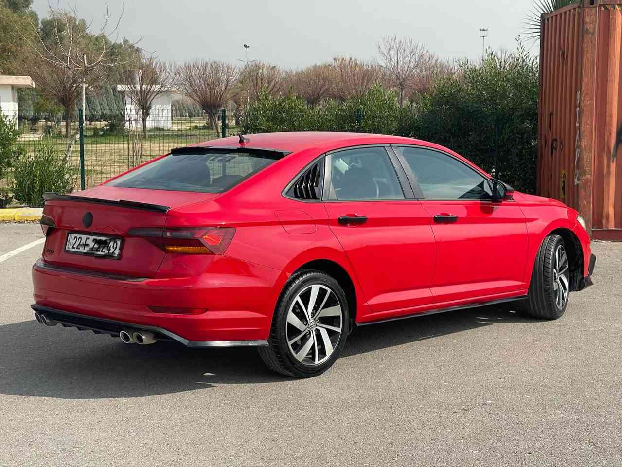 جيتا٢٠١٩مواسفات s 
پارجةو بست بوياغي هةية بشتي كةپسة پيشي جةمپة كي هةية راديتة بةشرت عماوه بةشرت 
گير مكينةو دارو بةردي بةشرت 
سعري ١١٩ مجالةكي كةم هموو شتي نويا سةنةوي ژينگة *********** أربيل, العراق
