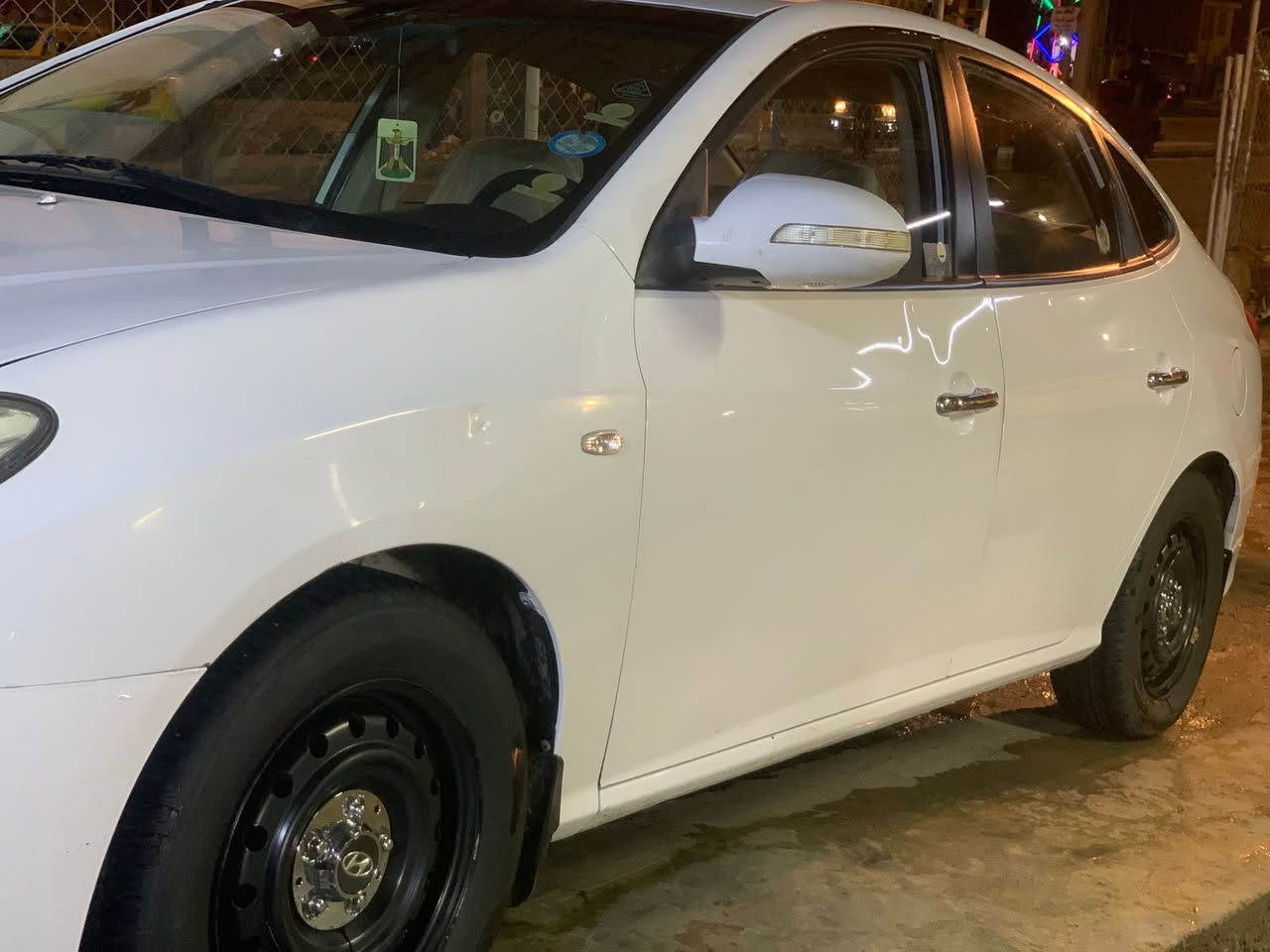 السلام عليكم النترا 2011 اداوات اداوت متؤمه رقم اربيل سنويه ل2029 كير مكينه مكفولات محرك 1600 دكشن عالي  تبريد ثلج السياره ماناقصها شي تخم تاير جديد باتري جديد اسبير الجبير مو المنغولي مرايات شفط كهربائي الايتات ام الدواخل الاسود السعر 44  مكان السياره ميسان العماره 
للاستفسار اكثر ***********
