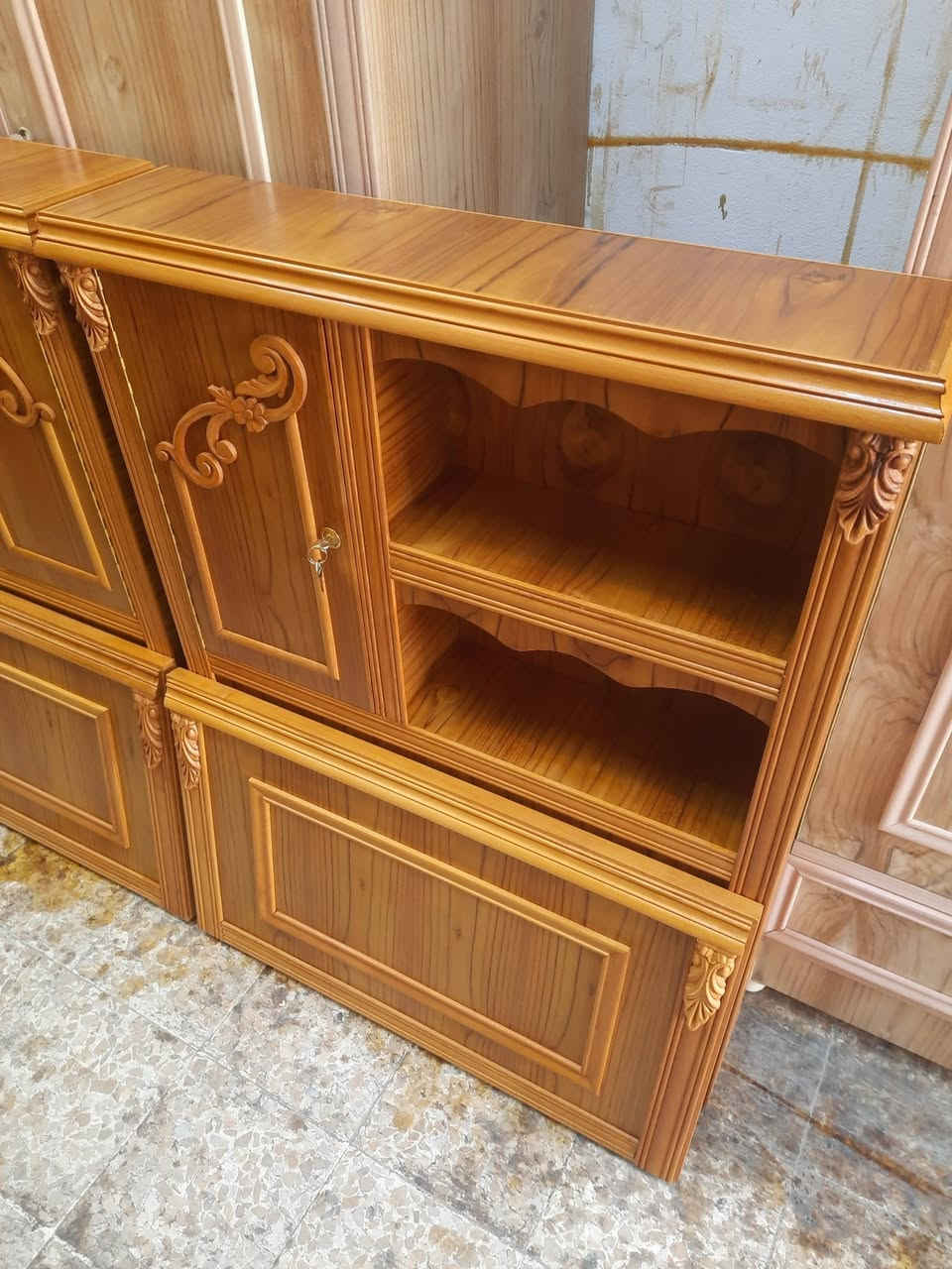 للبيع ⭕️⭕️⭕️⭕️
سرير نفر نقش زان شغل ثقيل ( جديد )
العنوان. السكر. مقابل سانكو مول /ومحطة كهرباء السكر
للإستفسار اتصل📞📞 
***********
***********
معرض أثاث ( بشار ابو غسق )
🟢مستعدون لشراء غرف النوم والكناتير الصاج🟢
