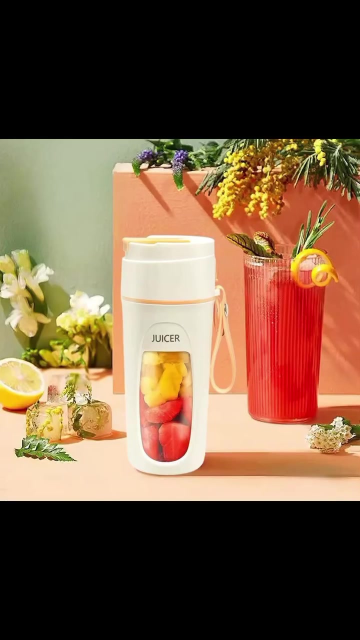 الاسم: خلاط فواكه صغير شحن
الوصف: خلاط عصائر محمول (Juicer) بتصميم أنيق وصغير الحجم، يعمل ببطارية قابلة للشحن عن طريق USB. مزود بكوب شفاف مدمج مع الغطاء ليسهل الشرب مباشرة بعد الخلط. شفراته الفولاذية القوية تسمح بخلط الفواكه، الخضار وحتى مكعبات الثلج الخفيفة. عملي للاستخدام اليومي في البيت، المكتب أو السفر بفضل حجمه الخفيف وحزام الحمل الجانبي.---النص الإعلاني:🍓🥭 عصيرك الطازج بأي مكان وزمان!خلاط عصائر محمول ببطارية قابلة للشحن، يخلطلك الفواكه بثواني… وتشربه مباشرة من نفس الكوب!✔ تصميم أنيق وخفيف للحمل✔ شحن USB – بطارية تدوم لفترات طويلة✔ شفرات قوية لخلط الفواكه والمكسرات الخفيفة✔ مثالي للرياضة، العمل، السفر أو البيتخلي صحتك معك بكل مكان…عصير طبيعي وطاقة فورية بكبسة زر! 🥤⚡


**إذا كنت صاحب هذا الإعلان وتريد حذفه لأي سبب، رجاءا أرسل رسالة إلى الدعم الفني**