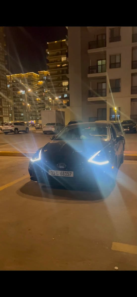 السلام عليكم 

سوناتا  موديل 2023 

محرك 2500 
لسياره دخول جديد  بغداد بسمي
لسياره جديده بلخير عل ياخذه ماشيه 48 ميل
مواصفات 

بصمه ابواب لمس
رادارات امامي وخلفي وجانبي + توقف تلقائي 
 
اشاير بلمري + نقطه عمياء في المري

شاشه الحجم الكبير انج + تحكم عام عله السياره

كشن السايق حساس  

حساسات اماميه وخلفيه

نقاط عمياء عند تغير المسار

حساسات با لابواب للتنبيه عند فتح الباب وسياره قادمه من الخلف
 

اربع وضعيات القياده 

نضام المحافضه عله المسار 

شاحن واير ليس لاسلكي 

منافذ للشحن اماميه

تبريد منفصل للراكب ولسائق

دخول ذكي واناره ترحيب

قفل ذاتي عند الابتعاد

فتح الصندوك الخلفي عند الاقتراب

تشغيل عن بعد

اناره led امامة

بك لايت خلفي led

نضام Auto Hold
يعني بلازدحام تضغط لبريك ضغطه وحده وتشيل رجلك تبقه السياره لازمه بريك الحد ماتضغط عل بانزين يله تمشي

هند بريك بصمه كهرباء

بصمه تشغيل

سستم صوت

مثبت سرعه

تدفئة  كراسي

لسياره حادث امريكا قبق جنطه فقط وبيه بارد قليل  
مكاني بغداد حي اور 
***********
