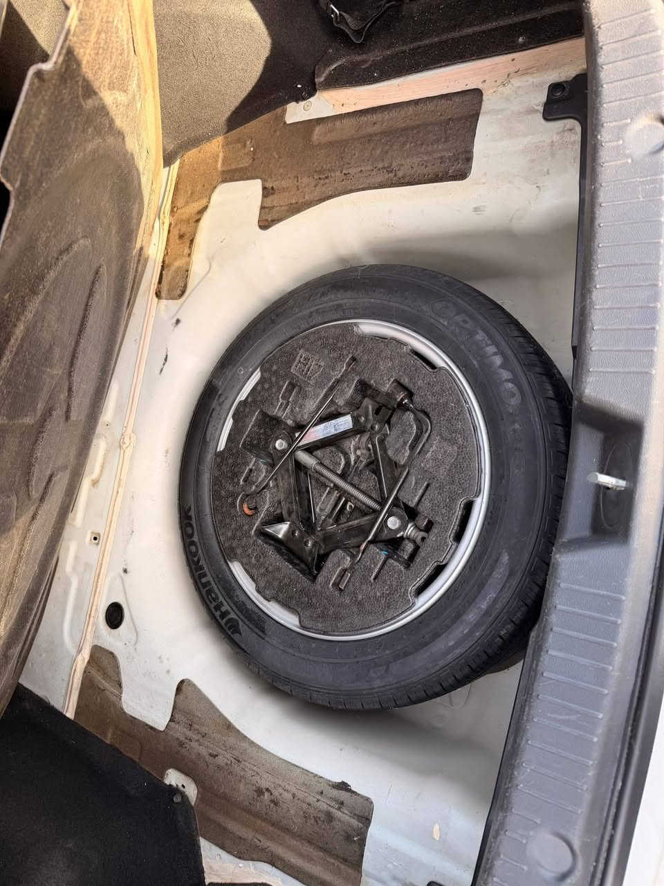 السلام عليكم ورحمة الله وبركاتة
سوناتا للبيع خليجي فول مواصفات اخرة حباية السيارة كلين شرط سنوية هزة جديدة تبريد قطعتين بانرومة مري شفط حساسات امامي وخلفي كامرة ايبا تخم تايرات جديدة 
المكان تكريت حي الزهور 
***********
***********
