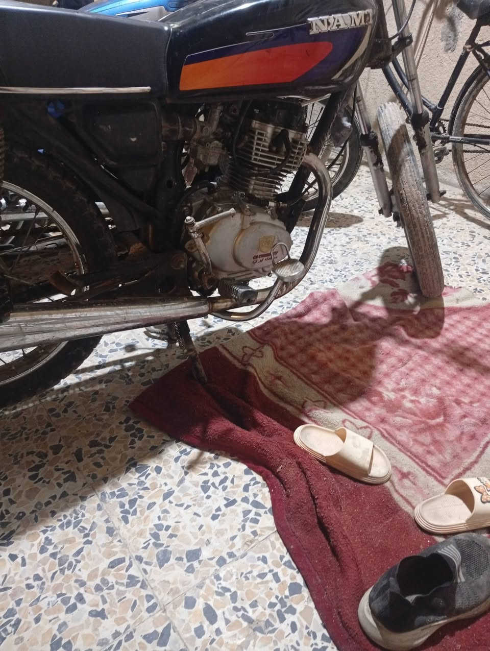 سلام عليكم دراجه البيع ادوات موديل 21اوراق ضايعه كفاله من السرقه سعر 400وبيه مجال ***********عنواني بصره ابو الخصيب بهادريه
