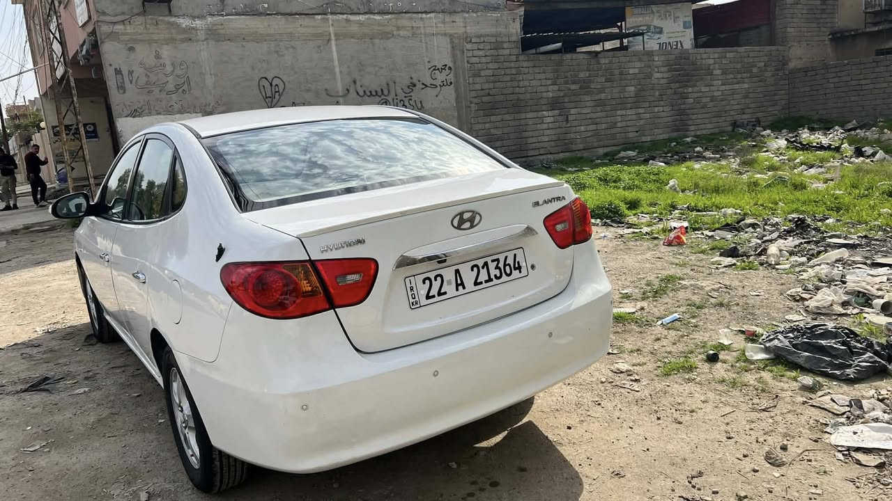 سياره النترا موديل 2010 كير محرك شرط رقم اربيل هزه جديده قطعتين صبغ بون دواخل السعر: 120
رقم الهاتف : ***********
