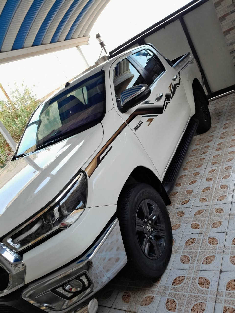 السلام عليكم للبيع تيوتا هايلوكس 2024 كويتي الساير فورويل فول مواصفات بصمه شاشه كامره حساسات خلفيه لايت زنون مغلفه ppf بلكامل مكفوله كفاله عامه ماشيه 30 رقم مثنى الجديد بسمي تحويل ثاني يوم 
المكان الناصريه 
للاتصال على الرقم ***********
