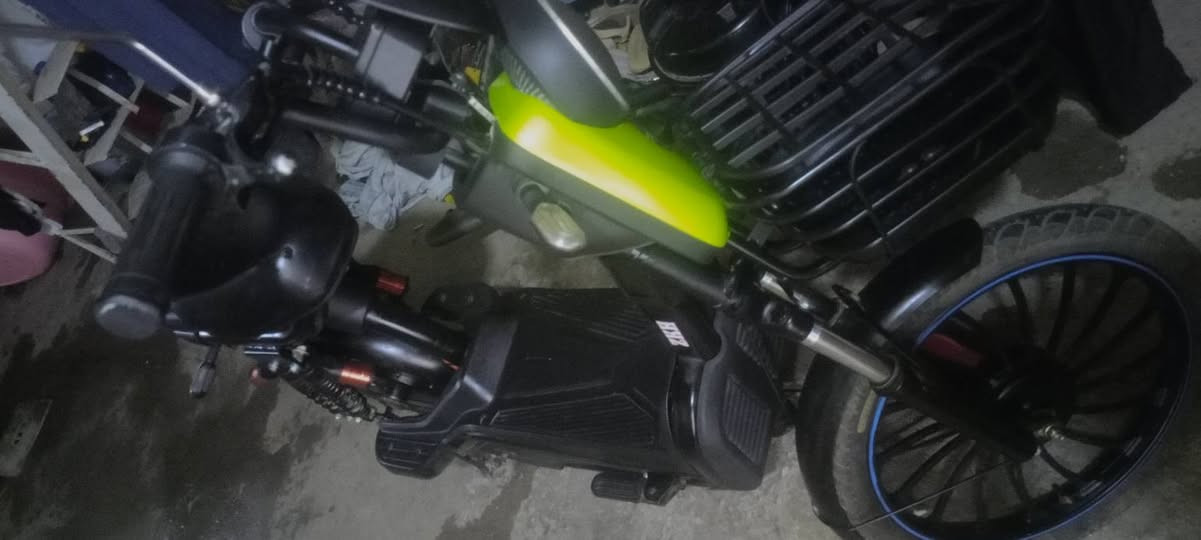 دراجه شحن للبيع
حجم:20
جديده استعمال شهرين 
مكان الامين بغداد 
رقم *********** وبي واتساب
