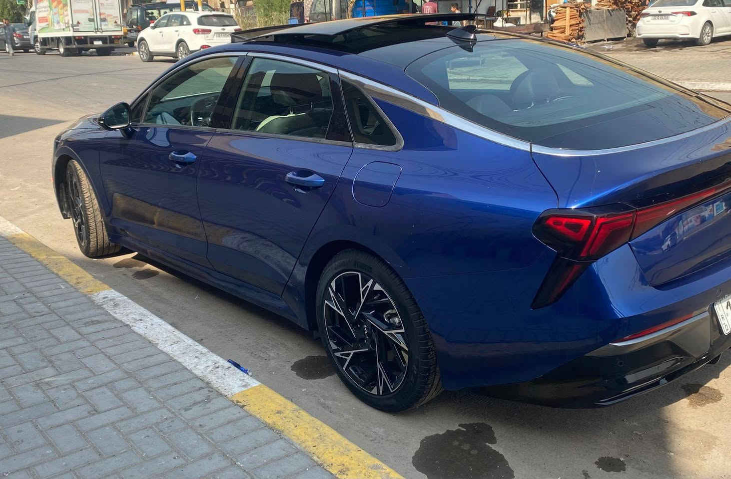 السلام عليكم ❤

 كيا K5 GT LiNE 2025 وارد امريكي مرقم بغداد معوقين  بسمي اسوي وكاله 

حجم المكينه : 2.5 تيربو المسافة المقطوعة :  7000 ميل والضرر موضح بالصوره
#مواصفاتها

1.شاشه 2.بصمه 3.ويل كب 4.كشنات جلد 5.تشغيل عن بعد 6.رادوات 7.بصمة ابواب 8.صندك يفتح عن الاقتراب 9.اشاير بالمري 10. بنوراما 12.كشنات كهرباء 13.حساسات خلفيه 14.هيترات بالكشنات 15. مسطره لد 16.شحن وايرليس17.هندبريك بصمه 18.اوتو هولد

#السعر 220 وبيها مجال #رقمي ( *********** )
