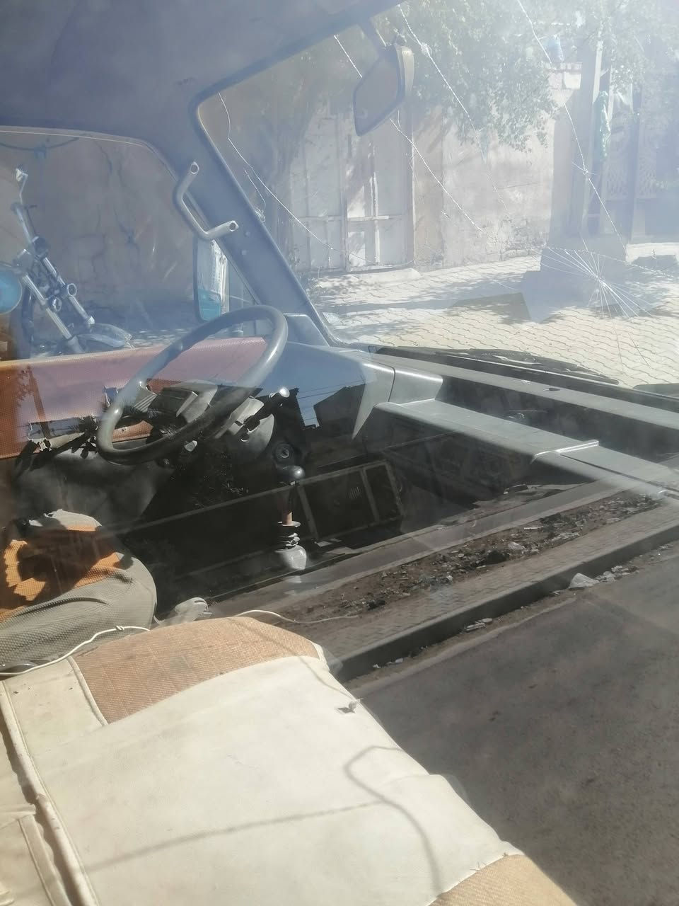 سلا عليكم بنكو للبيع موديل 93 سياره خير من الله رقم تلفون ***********
