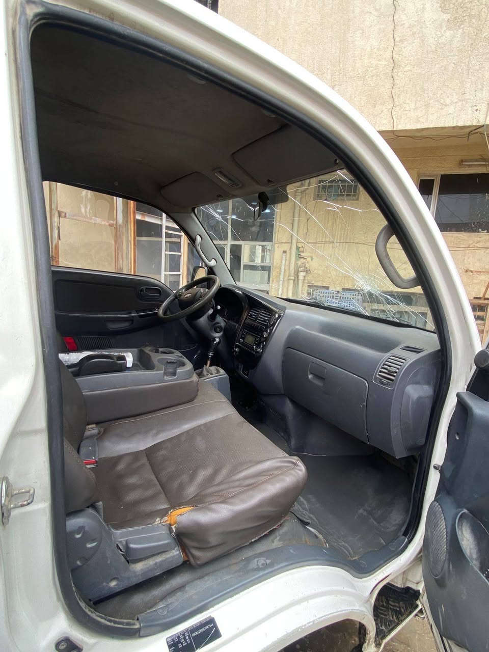 كيا حمل للبيع بوكس حافظه مديل 2014 فحل
***********
