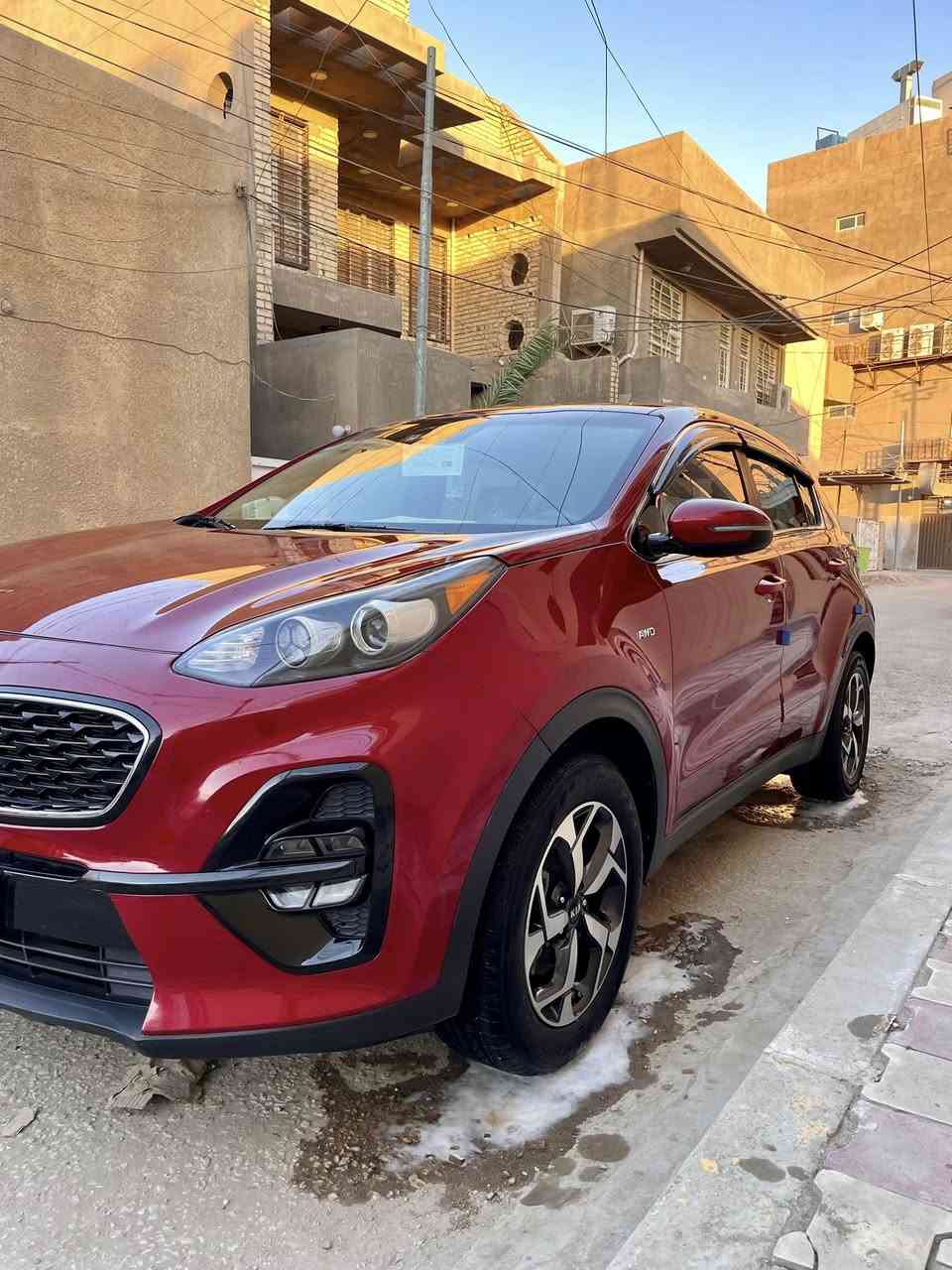 السلام عليكم 
سبورتج موديل 22 وارد امريكا حادثه بسيط جدا جاملغ امامي الايمن فقط وسونار موجود السياره جديده جدا ماشيه 17 الف فقط فول تحكمات ستيرن رادارات امامي وجانبي نقطه عمياء نظام تحديد مسار مانع اصطدام شاشه كبيره تدعم كار بلي أنظمة قياده متعدده مانع انزلاق نظام منحدرات محرك 2400 جديد كير حداديه على وضع الشركه تبريد قطعتين ثلج لايت زنون بك لايت لد ويل 17 رقم بغداد أنكليزي باسمي الشراي يتصل تلفون *********** بي واتساب

