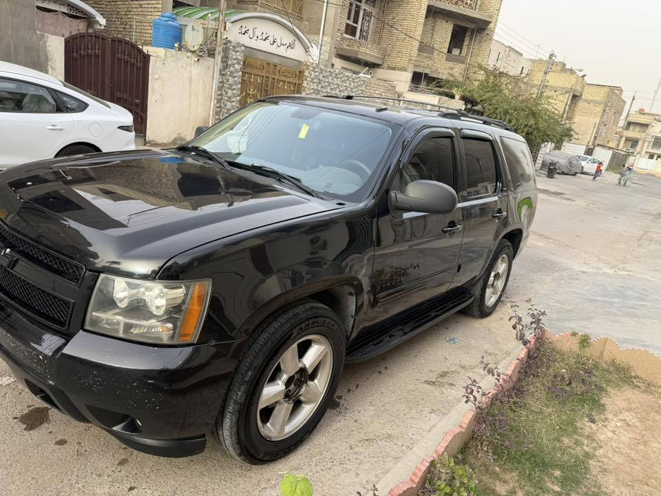 للبيع تاهو أدوات دخول جديد 2008 ما مكصوصه داخله سياحه LTZ العنوان بغداد الكرخ ***********
