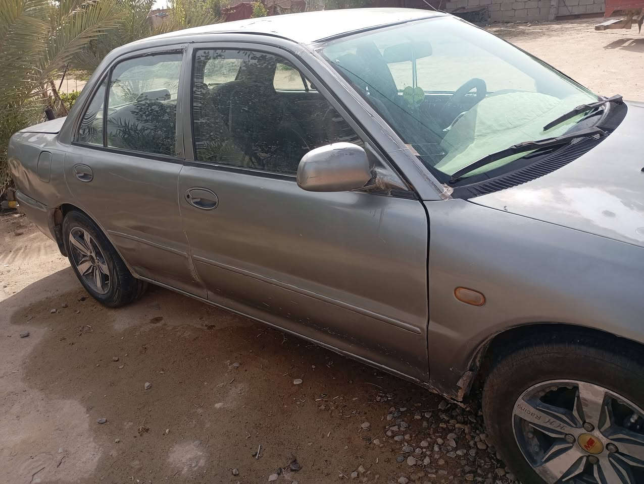 سلام عليكم
سيارة بروتون موديل 2001 مشروع وطني سنويتها لل 2027 صبغ عام حدادية 50 بالمية مكاني بالنجف الحيدرية

السعر 35 وبيها مجال ***********
