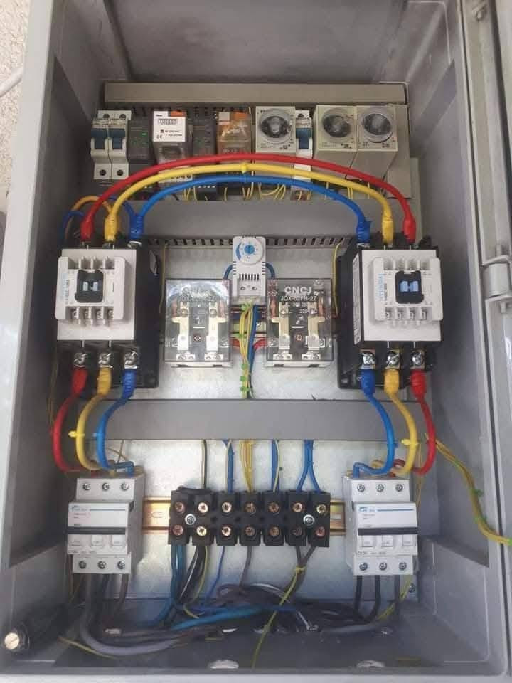 رزقنا ورزقكم من الله  والله يرزق من يشاء بغير حساب
عمل بورد منازل
كهربائي منازل👷🏻‍♂️
الكهربائي ماجد

***********
 تأسيس وتنفيذ جميع الأعمال الكهربائيه ✨
تأسيس كهرباء المنازل والشقق والمحلات 🏘️
1-توزيع نقاط الاناره 💡
2-توزيع البرايز 🔌
3-توزيع السبالت🪛🪛
4-توزيع نقاط الستلايت📡
5- توزيع نقاط السخانات🛀🛀
6-توزيع الكامرات 📸📸
7-عمل بورد منزل
 اي استفسار التواصل مع الرقم ***********
