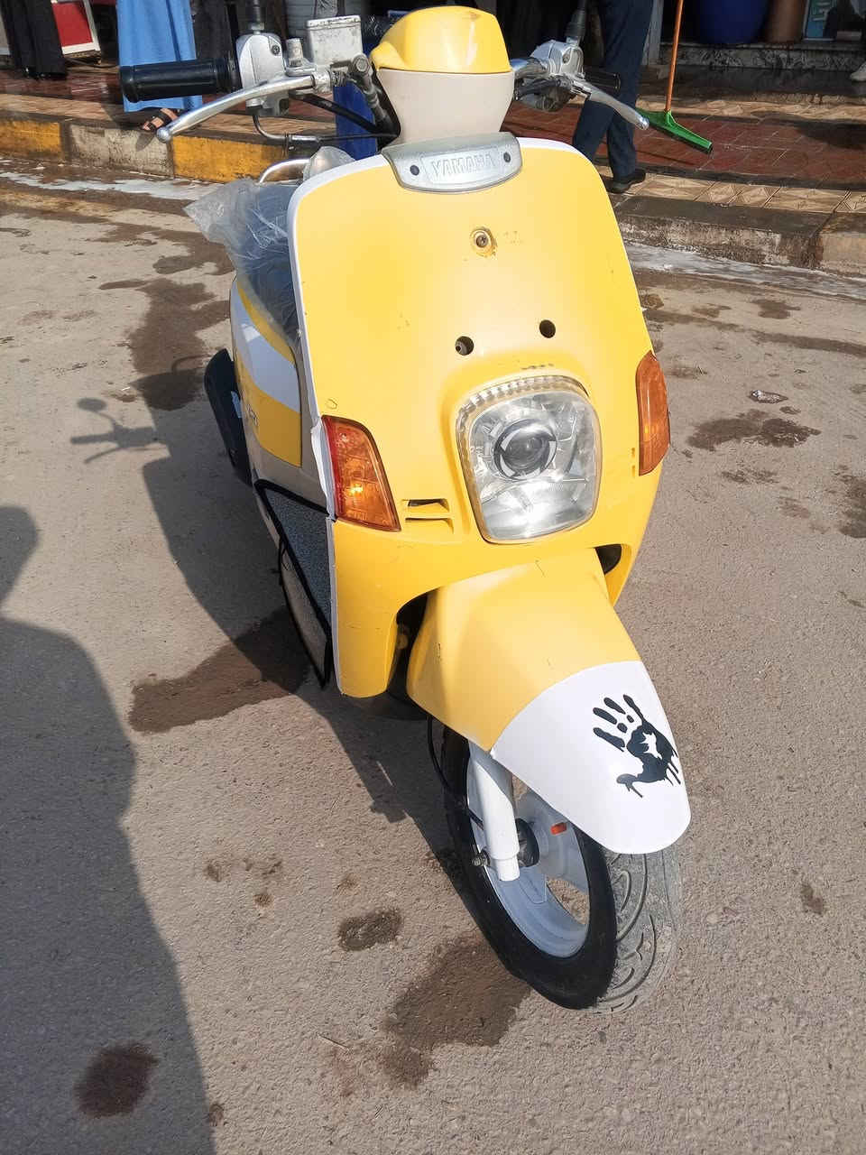 سلام عليكم بوليسي للبيع نضافه كدام عينك مكفوله كفاله شرط الفحص 49بلاد سلف هندر كلشي  سعر 950وليه مجال ناصرية مركز سومر***********
