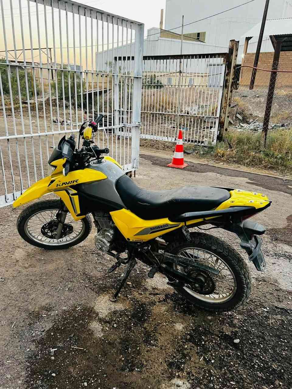 سلام عليكم كافير موديل25 نضيف كهربايات شغاله سعر650 بي مجال شي قليل جنوب الموصل قريه السفينه ***********
