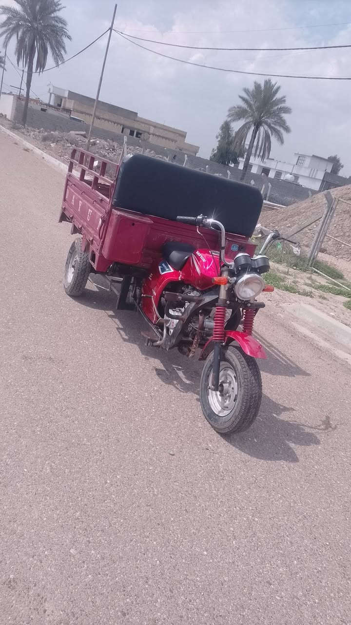 السلام عليكم ستوته دايوان موديل 18 اوراق كامله ركبه شاصي مكفولات كهربائيات كلها شغاله نكره سلف هندر تايرات جدد  الستوته ما عوزها شي كامله  كلشي واضح بل فديو
مكاني بغداد المحموديه 
السعر 850  او بيها مجال 

***********

***********
بيهن واتساب
