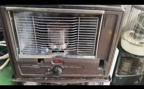 سلام عليكم متوفر وجبة صوبات نفطية وكهرباءية و بأسعار مناسبة جدا (#شرط الفحص) في مزاد المدينة لبيع الاغراض المنزلية الموقع جلولاء النافورة مجاور هلا ماركت خلف العيادة البيطرية ***********
