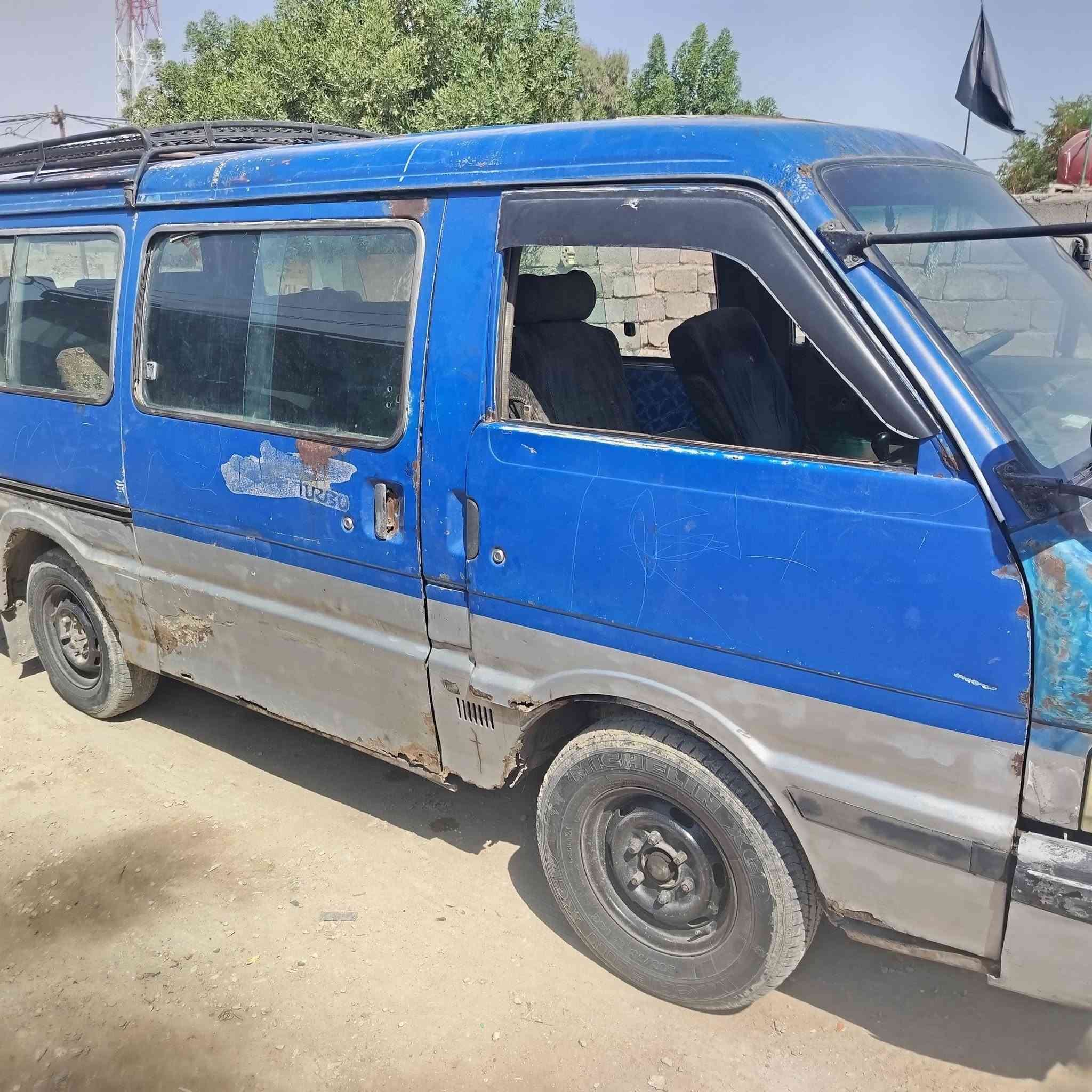 سلام عليكم كيه بسته  كير مكينه واكسن خير من الله كهربائيات شغاله تخم تاير سلف جديد باتري سياره جاهز سعر ١٤ ***********
