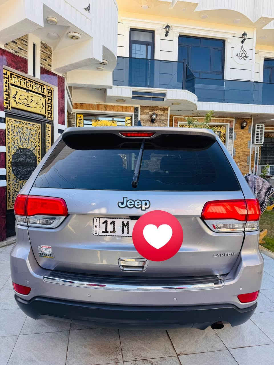 السلام عليكم جيب شيروكي موديل 2014 أمريكي حادثها جاملغ امامي بدون دواخل بدون ايرباك رقم بغداد بسمي هزه و لوحات كله جديد سياره جاهزه من كلشي سونار موجود بل صور للبيع أو المراوس ***********.    ***********  مكان السياره بغداد السعر 175
