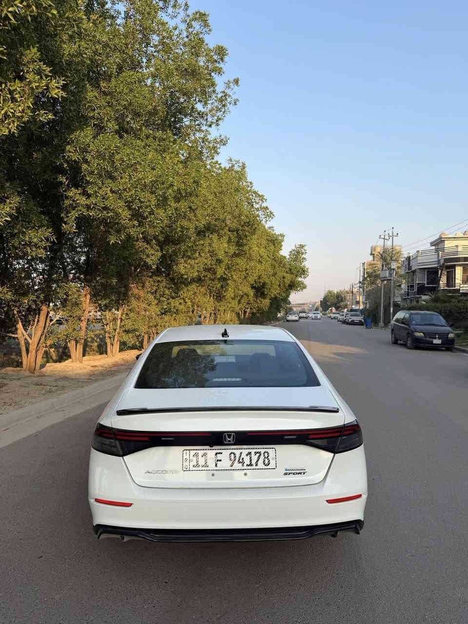 ‎للبيع هوندا اكورد هايبرد موديل 2024
فئه sport فول مواصفات:- مكينه 2000 هايبرد بصمه/بصمه ابواب/فتحه سقف /
رادارات اماميه وخلفيه وجانبيه /كراسي كهرباء /تشغيل عن بعد /شاشه كبيره/كامره دواره/فول تحكم ستيرن/تحديد مسار/اوتو هولد/سايد بريك بصمه/كار بلي وبعد هوايه مواصفات
وارد امريكي بدون صبغ وبدون تبديل فقط بارد فقط 
السعر 207 ورقه ورقه وبي مجال
تحويل ثاني يوم 
مكاني السياره بغداد حي الخضراء 
***********
