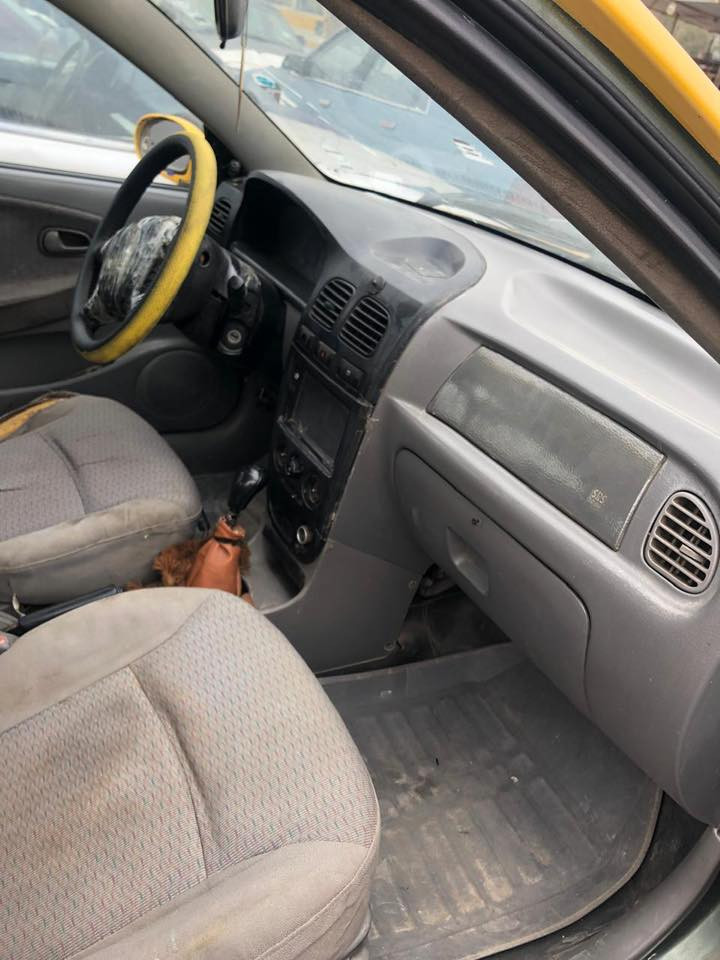 كيا ريو ٢٠٠١ رقم ديالى سنويه عظم عاج كير كهرباء صدر بشرط بس المحرك بي خيط تبخير السعر ١٤ وبي مجال مكانه كركوك دوميز شراي اتصل على الرقم ***********
