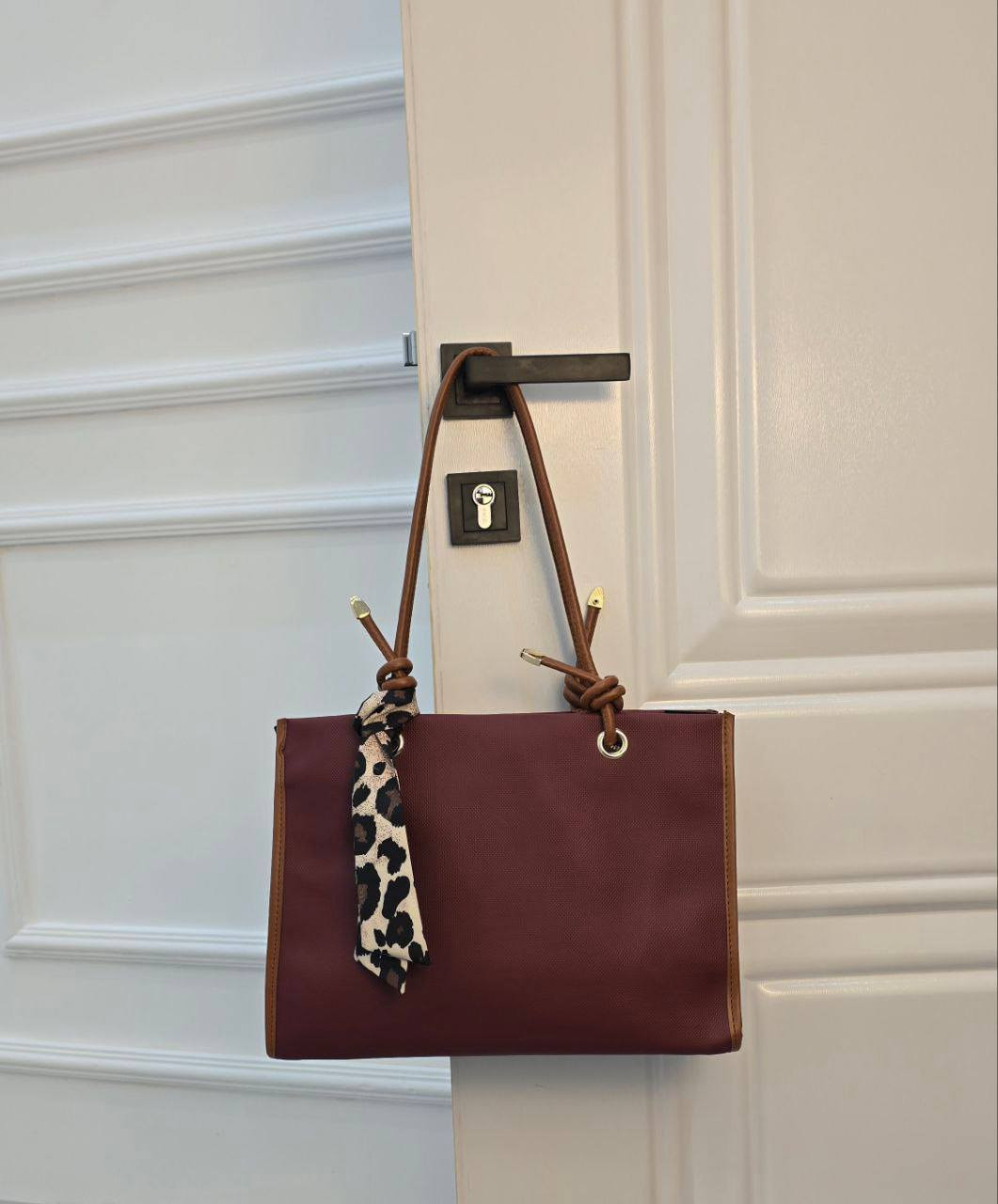 نون باك توفر لكم اجمل الحقائب واسعار مناسبة بيع جملة ومفرد 
سعر المفرد 10.000
العرض ↔️33
الارتفاع ↕️ 23
لتواصل واتساب ***********
#حقائب
https://t.me/+1d1SHjd77SE0Yjc6
