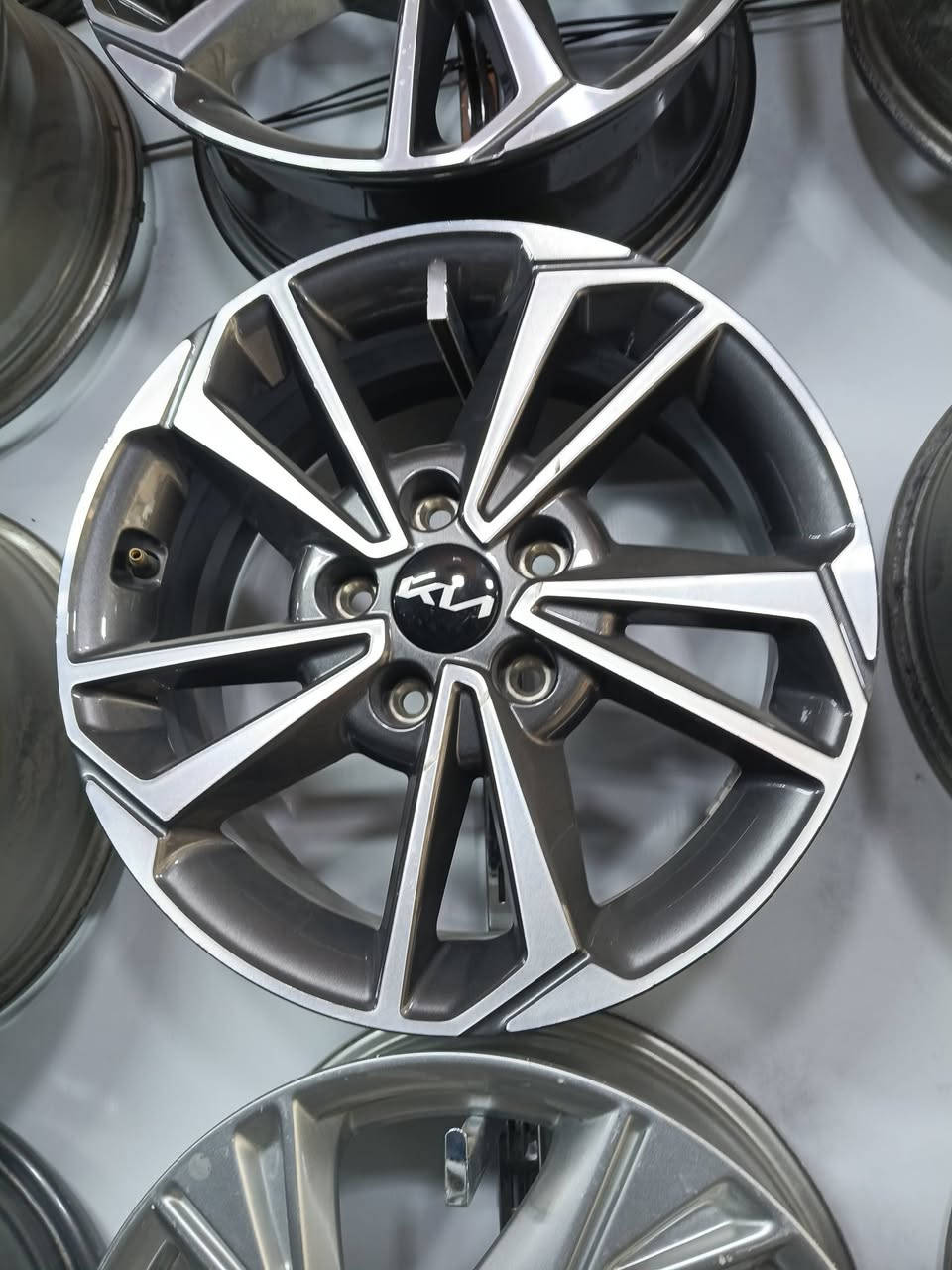 تحيه طيبه متابعينا الاعزاء 
متوفر نقشات كيا صول من 2010 إلى 2025 
الاستفسار /*********** مهندس علي 
العنوان / حله القاضيه مقابيل تربيه بابل 
متوفر توصيل كافه المحافضات 
أي استفسار متواجد واتساب وبخدمتكم
